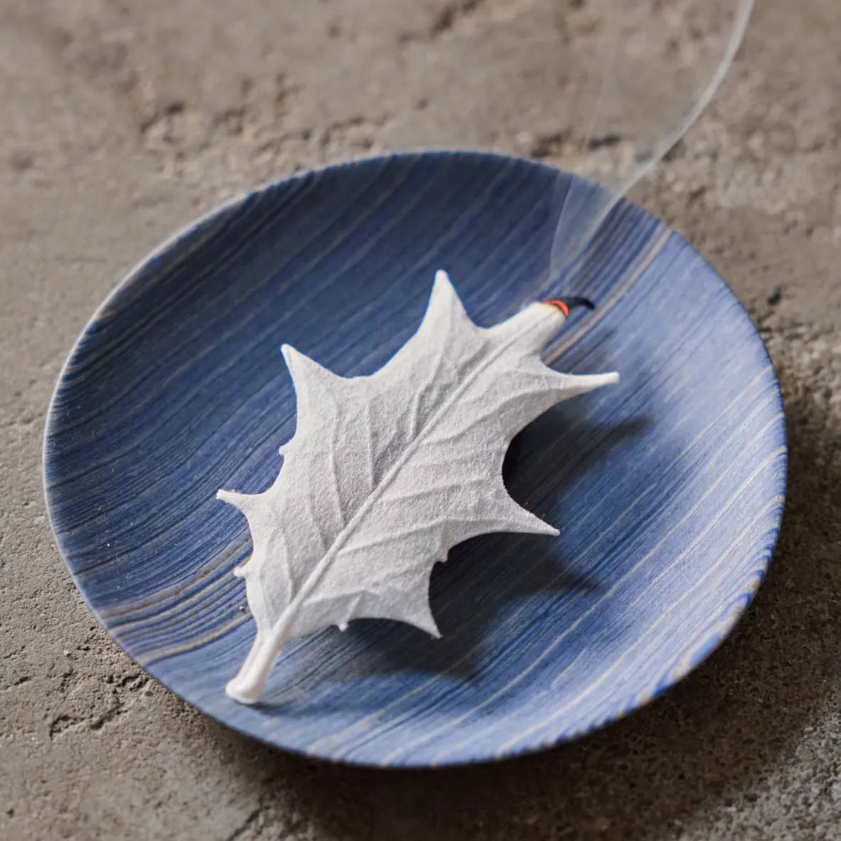 HAKO Paper Leaf Incense (Winter) - Fir Tree