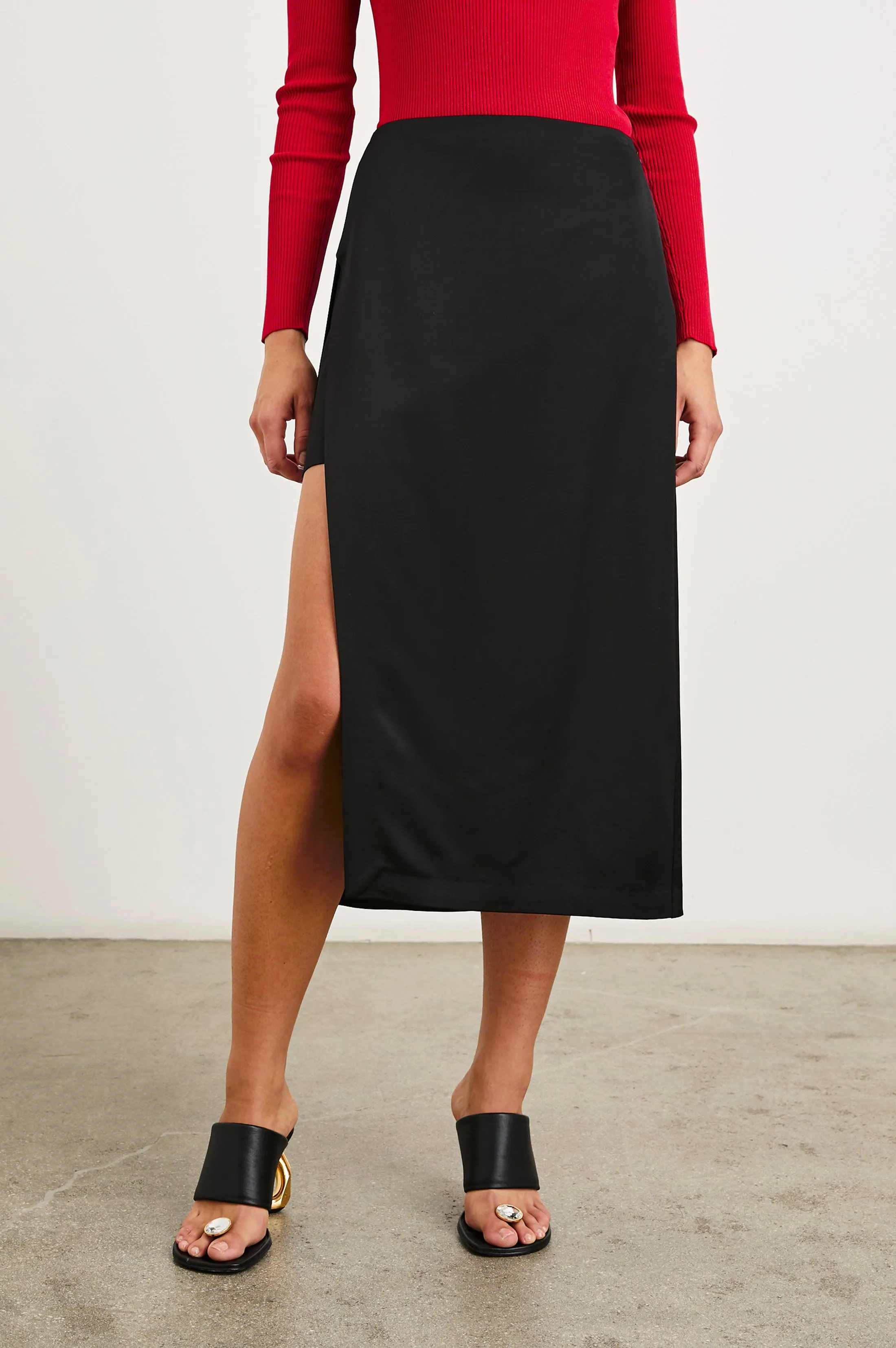 KIRA SKIRT - BLACK