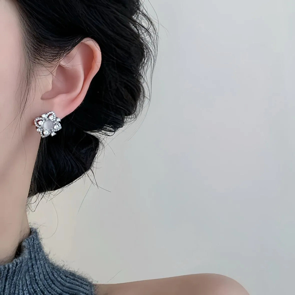 Lunaria Rococo Earrings
