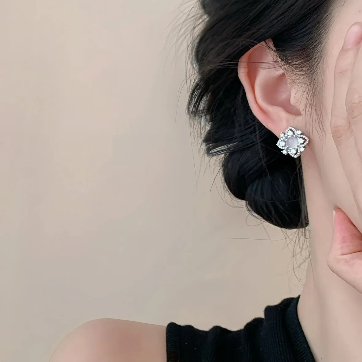 Lunaria Rococo Earrings