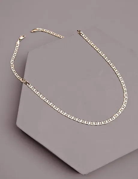 Nuance Tab Chain Necklace