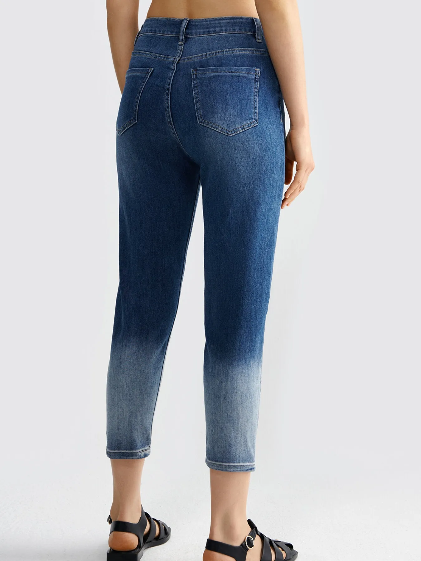 Ombre Pocket Slim Cropped Jeans