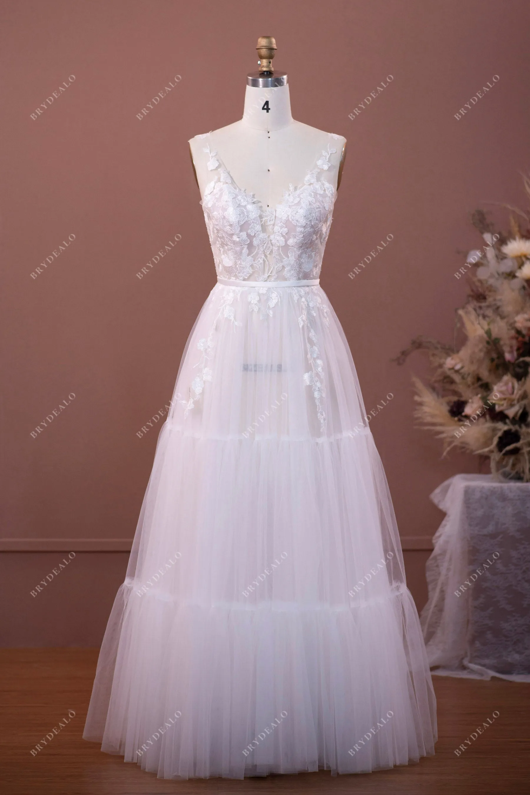 Romantic Spaghetti Strap Wedding Gown
