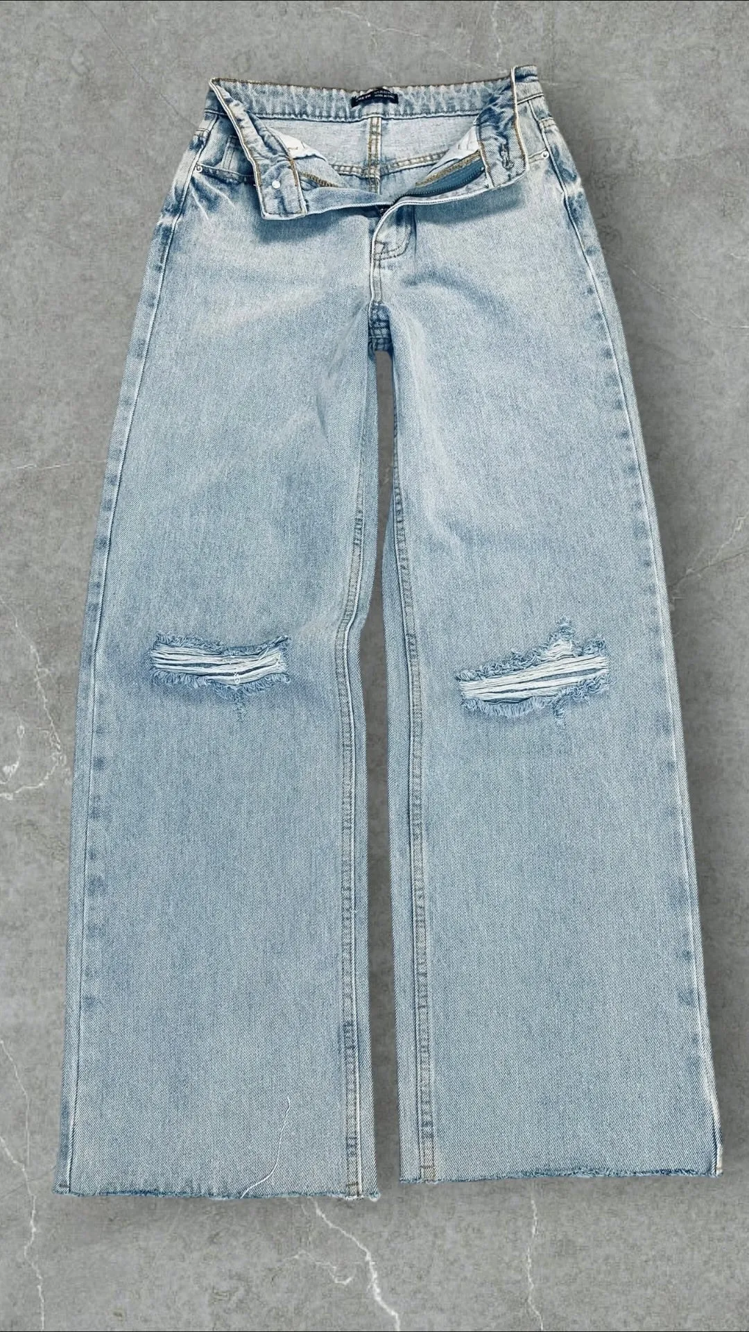 SHEIN RIPPED KNEE WIDE LEG JEANS
