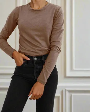 The Long Sleeve Crewneck Tee in Latte